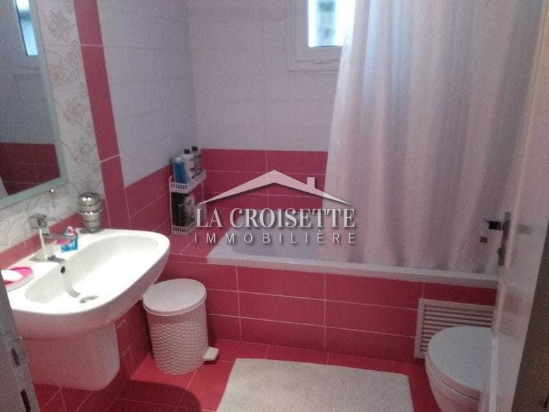 Un appartement richement meublé à la Soukra 